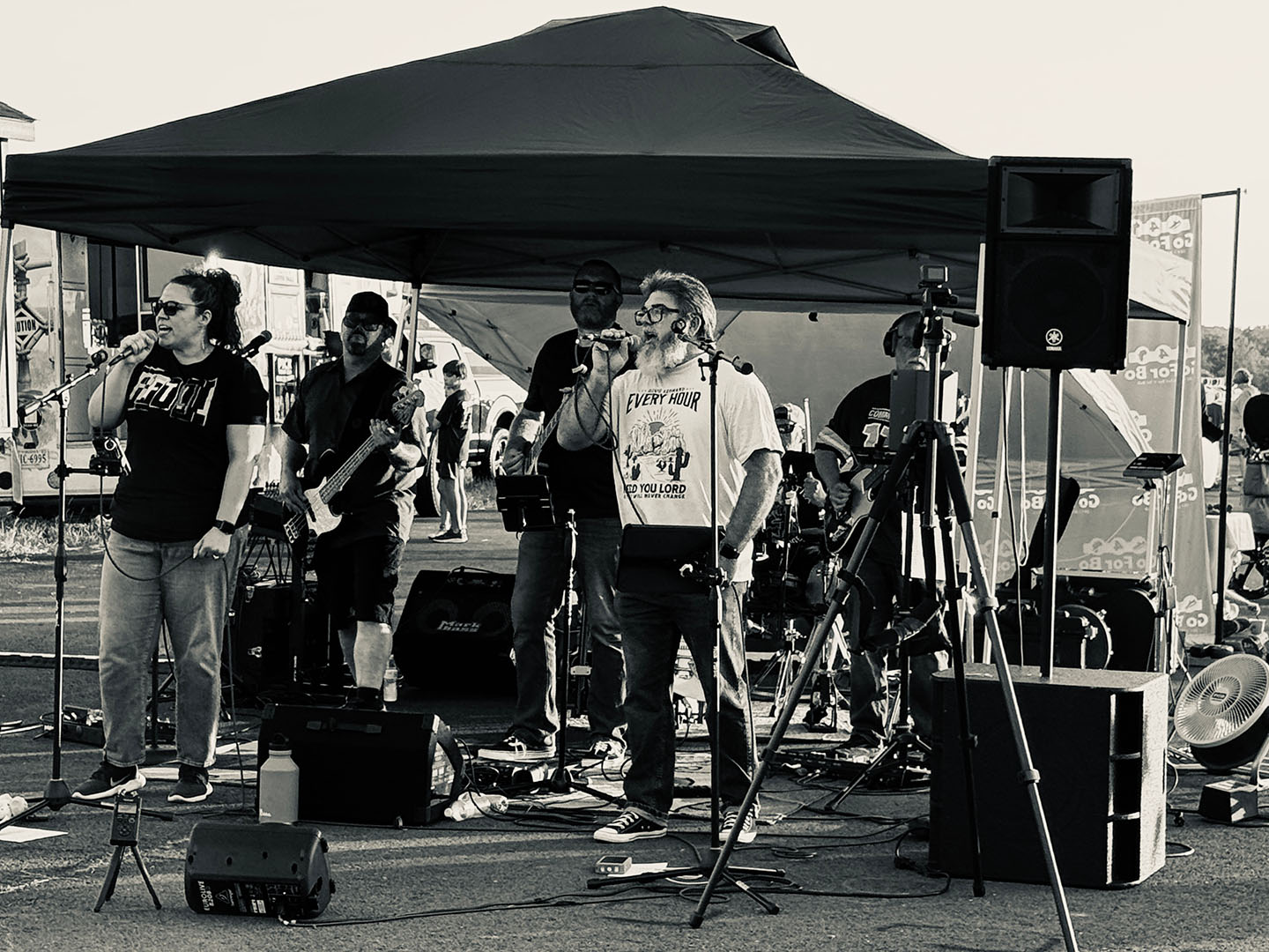 FTL performing live